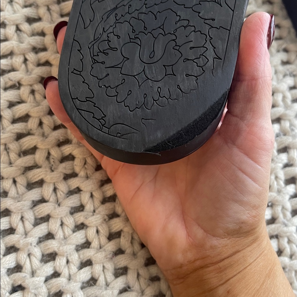 Versace Black Slides with Gold Medusa Emblem beautiful 38 - Picture 13 of 16